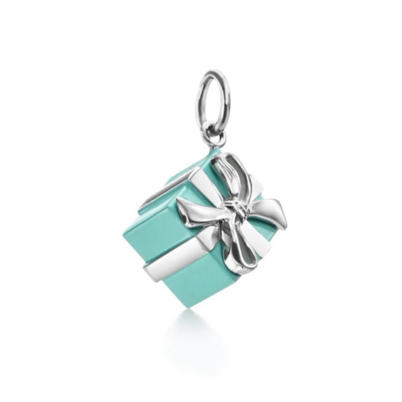 EUC Tiffany Blue Box Pendant with 20” Sterling Beaded Chain - Picture 12 of 12